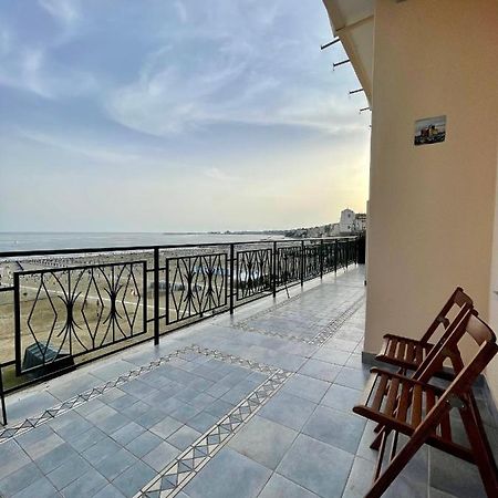 Newhouse Victoria - Sea View Apartment Неттуно Екстер'єр фото