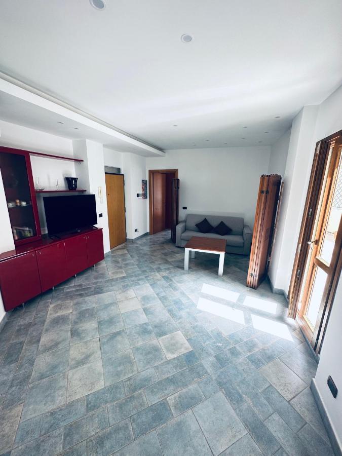 Newhouse Victoria - Sea View Apartment Неттуно Екстер'єр фото