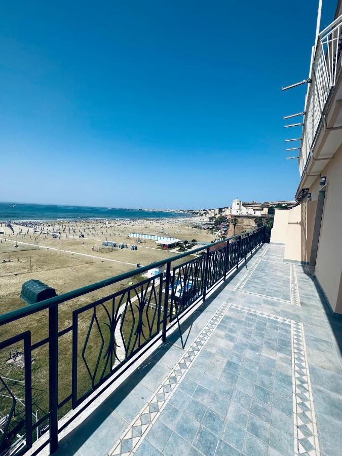 Newhouse Victoria - Sea View Apartment Неттуно Екстер'єр фото